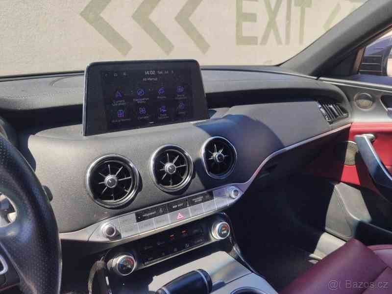 Kia Stinger 3,3   GT V6 l T-GDi 272KW - foto 6