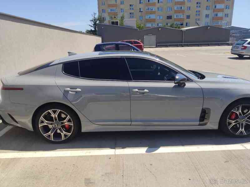 Kia Stinger 3,3   GT V6 l T-GDi 272KW - foto 8