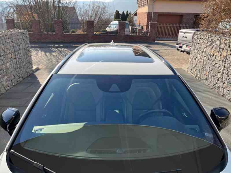 Volvo V60 2,0 T6 4x4 TwinEngine R-DESIGN 341 - foto 22