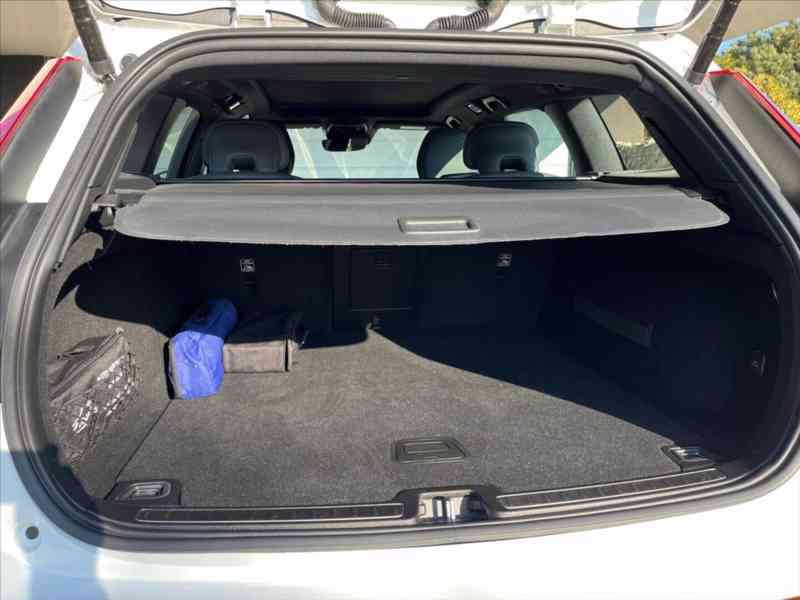 Volvo V60 2,0 T6 4x4 TwinEngine R-DESIGN 341 - foto 28