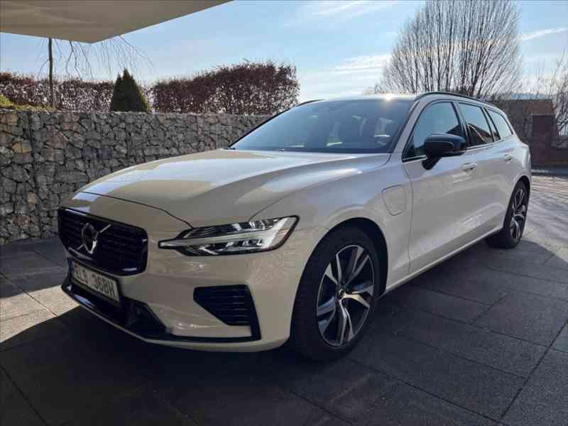 Volvo V60 2,0 T6 4x4 TwinEngine R-DESIGN 341 - foto 17