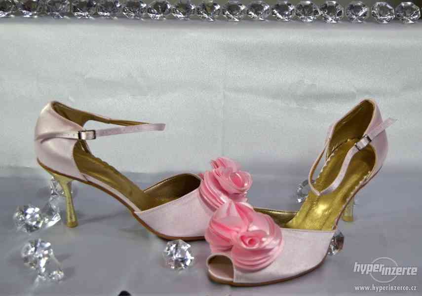 Výprodej svatební a společenská obuv - foto 2