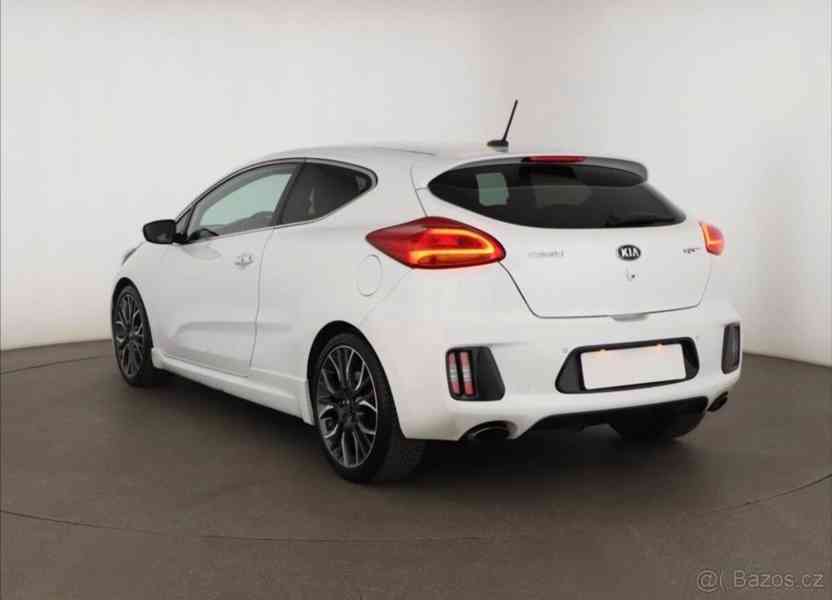 Kia Ceed 1,6   GT T-GDI 150 kW | Manuál - foto 15