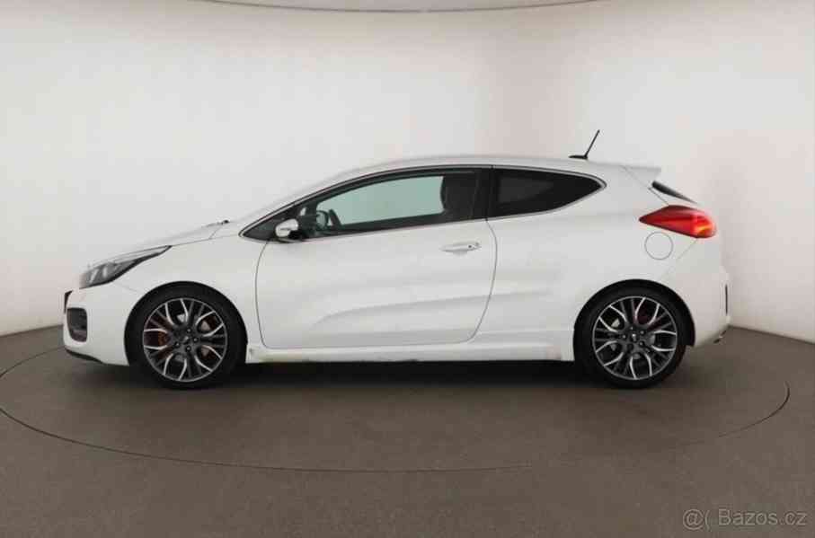 Kia Ceed 1,6   GT T-GDI 150 kW | Manuál - foto 2