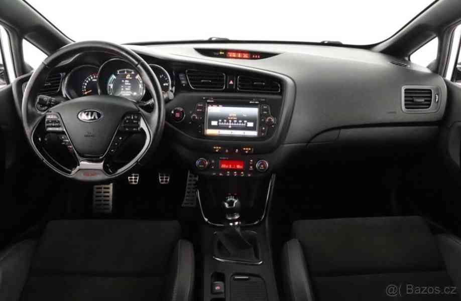 Kia Ceed 1,6   GT T-GDI 150 kW | Manuál - foto 8
