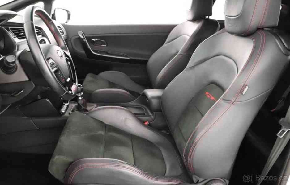 Kia Ceed 1,6   GT T-GDI 150 kW | Manuál - foto 11