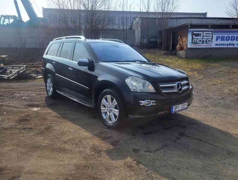  Mercedes GL 500 4Mattic,5,5 V8 čr - foto 2