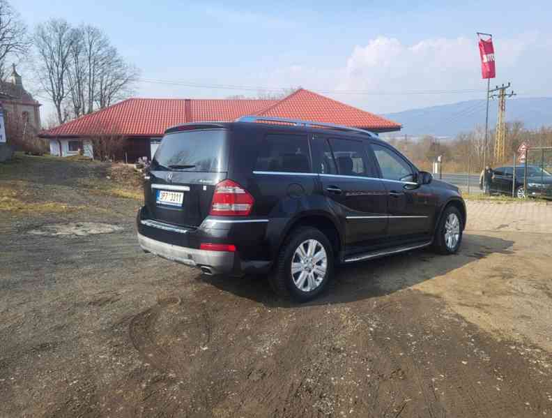  Mercedes GL 500 4Mattic,5,5 V8 čr - foto 3