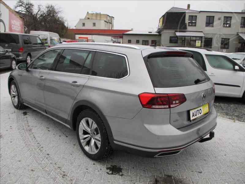 Volkswagen Passat 2,0 TDI 4MOT, DSG Alltrack-DPH - foto 2