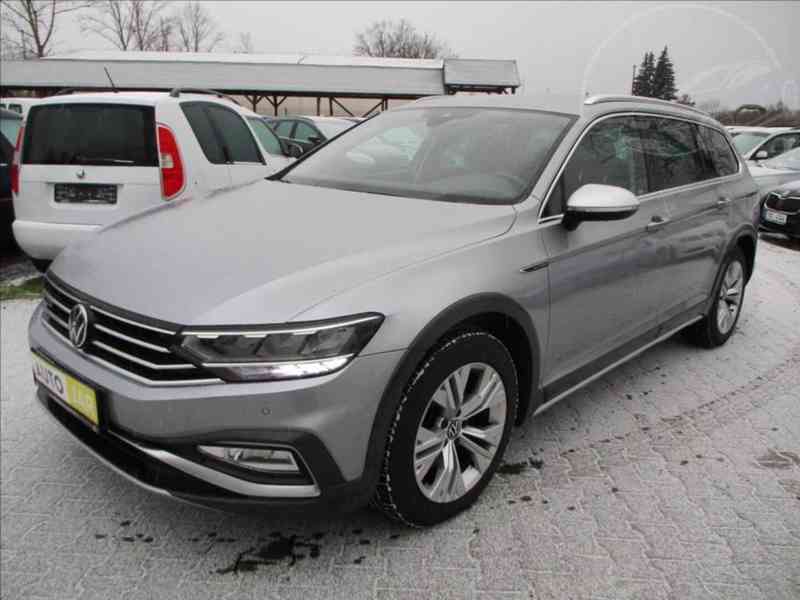 Volkswagen Passat 2,0 TDI 4MOT, DSG Alltrack-DPH - foto 9