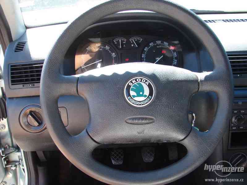 Škoda Octavia 1.6i Tour r.v.2009 klima - foto 9