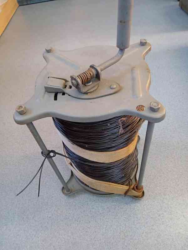 spojařská cívka s polním kabelem - foto 1