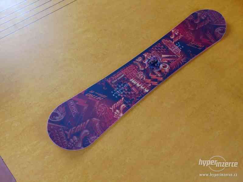 Freestylový snowboard Nitro Ripper Youth - foto 4