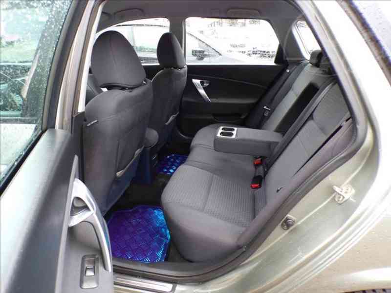 Nissan Primera 2,0 i KLIMATIZACE - foto 9