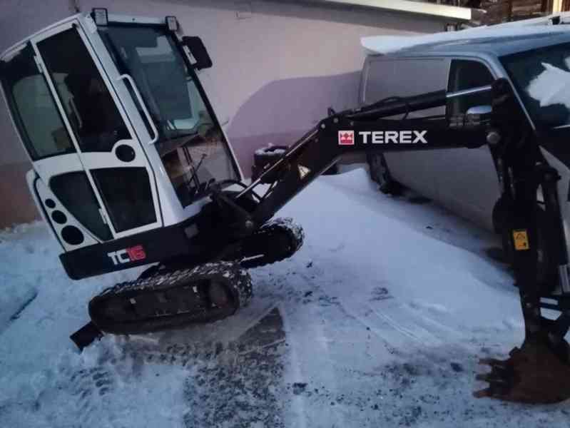 Minirypadlo Terex TB16 o hmotnosti 1,7 tuny - foto 2