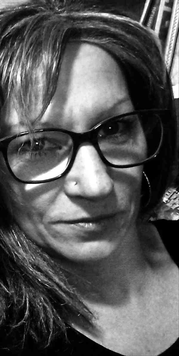 Hledám funkční reálnou práci