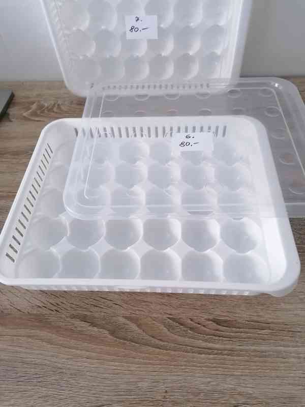 Úložný box na 30 vajec