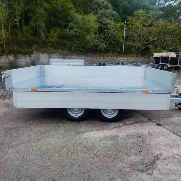 Nový 3-stranný hydraulicky sklopný přívěsný vozík 2700Kg - foto 15