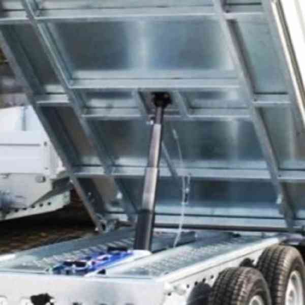 Nový 3-stranný hydraulicky sklopný přívěsný vozík 2700Kg - foto 9