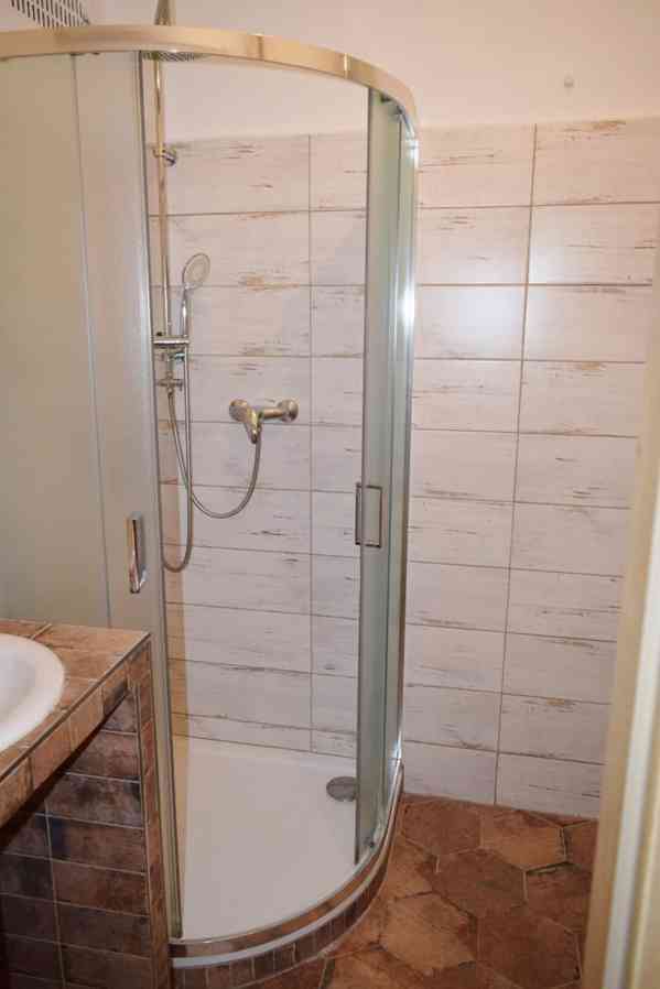 Pronájem velmi pěkného bytu 3+1 v Trutnově - foto 15