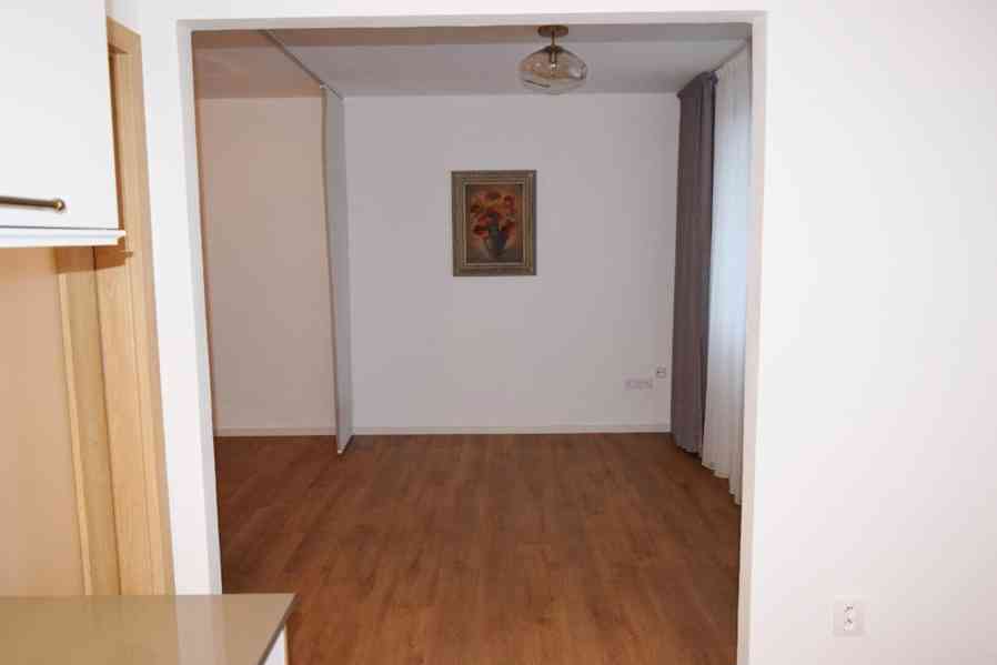 Pronájem velmi pěkného bytu 3+1 v Trutnově - foto 10