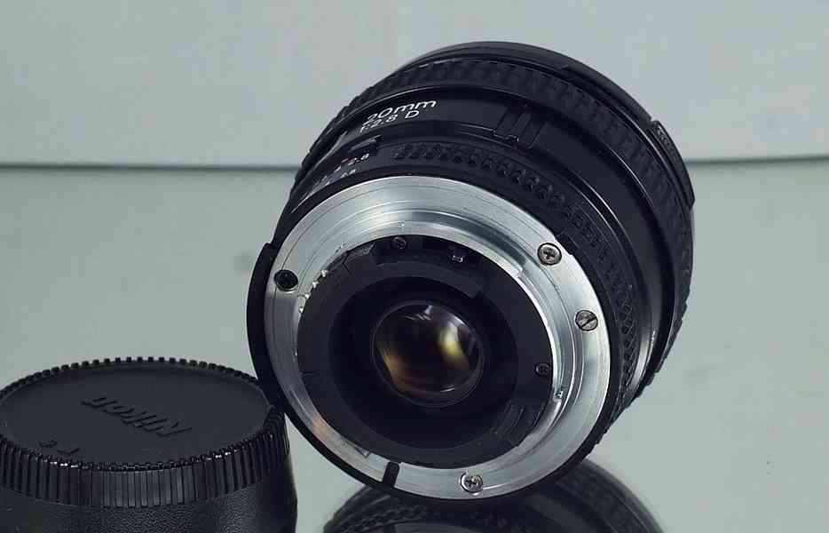 Nikon AF 20mm f/2.8 D *FX, 1:2.8 pevný, širokoúhlý - foto 4
