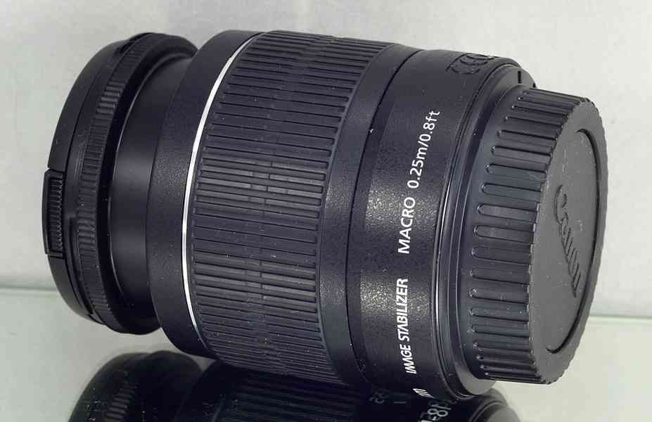 Canon EF -S 18-55mm f/3.5-5.6 IS II - foto 4