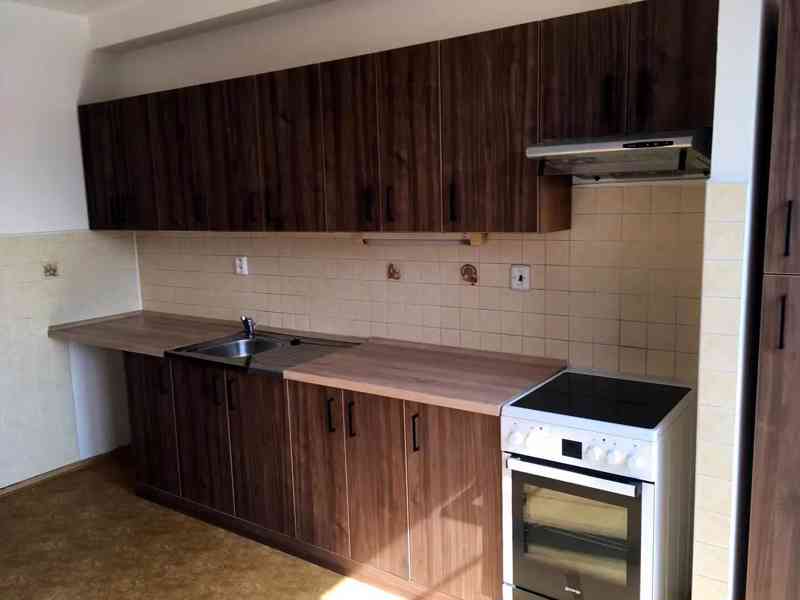 Pronájem bytu 1+1 42 m² - foto 3