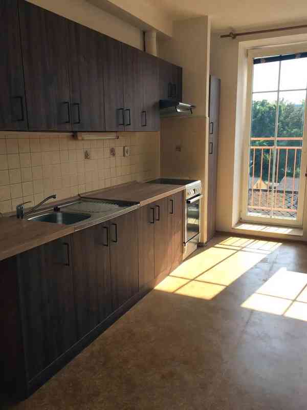 Pronájem bytu 1+1 42 m² - foto 2