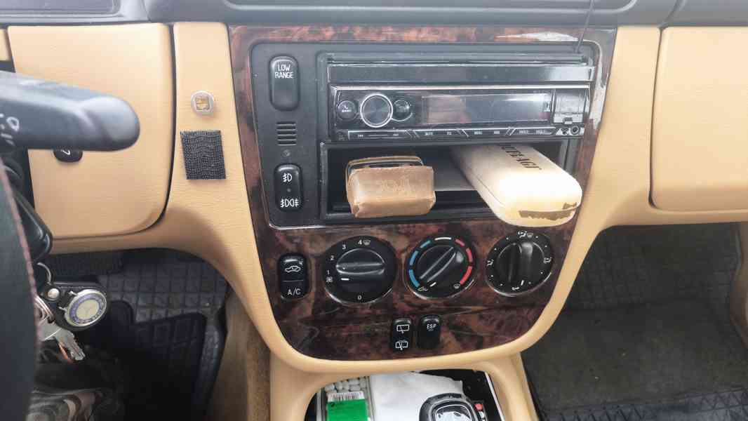 Mercedes ML 320, 4x4, platná STK, možná výměna za karavan. - foto 14