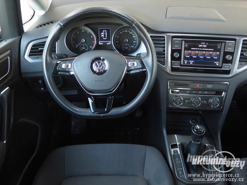 VW Golf Sportsvan 1.0 TSI 81kW 1.0, benzín, rok 2018 - foto 9