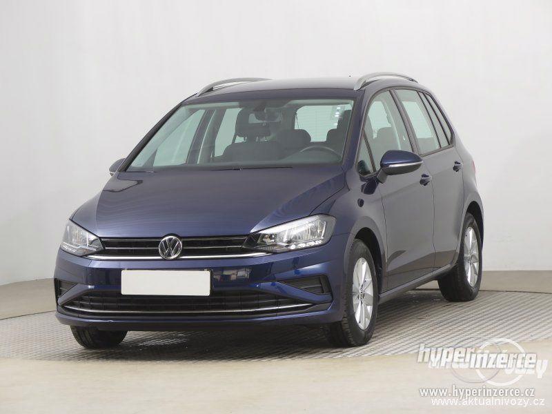 VW Golf Sportsvan 1.0 TSI 81kW 1.0, benzín, rok 2018 - foto 11