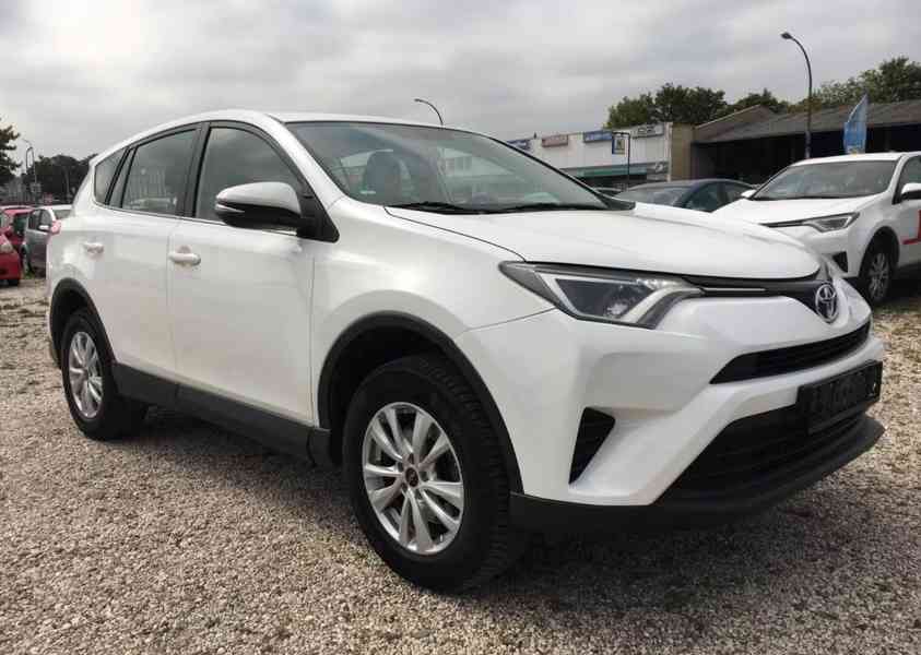 Toyota RAV 4 2,0i Basis 2.0 4x4 benzín 112kw - foto 1