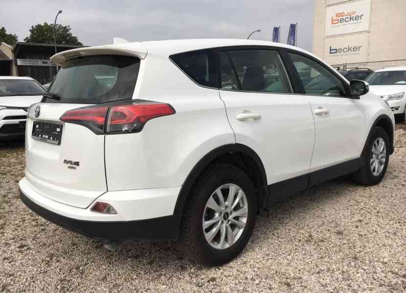Toyota RAV 4 2,0i Basis 2.0 4x4 benzín 112kw - foto 5