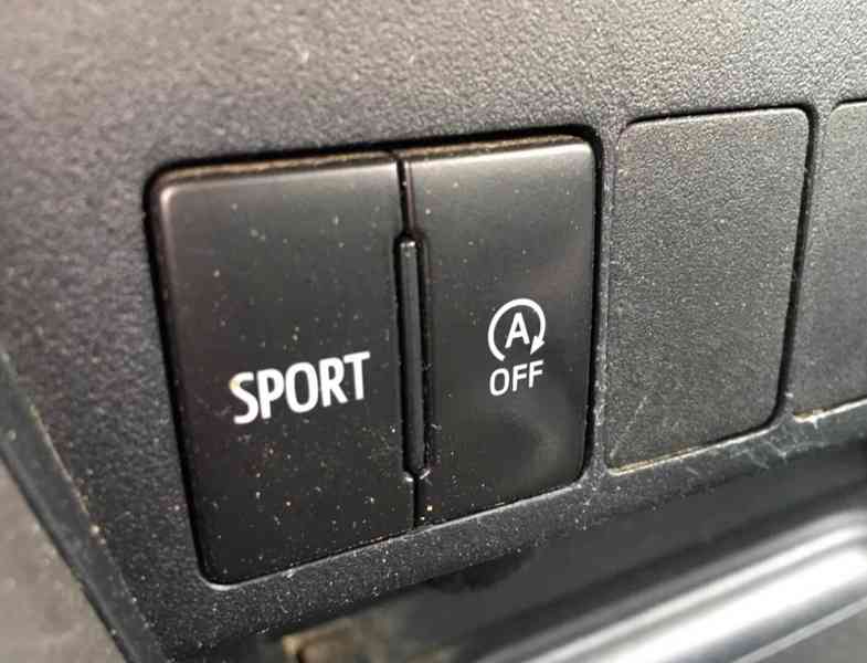 Toyota RAV 4 2,0i Basis 2.0 4x4 benzín 112kw - foto 8