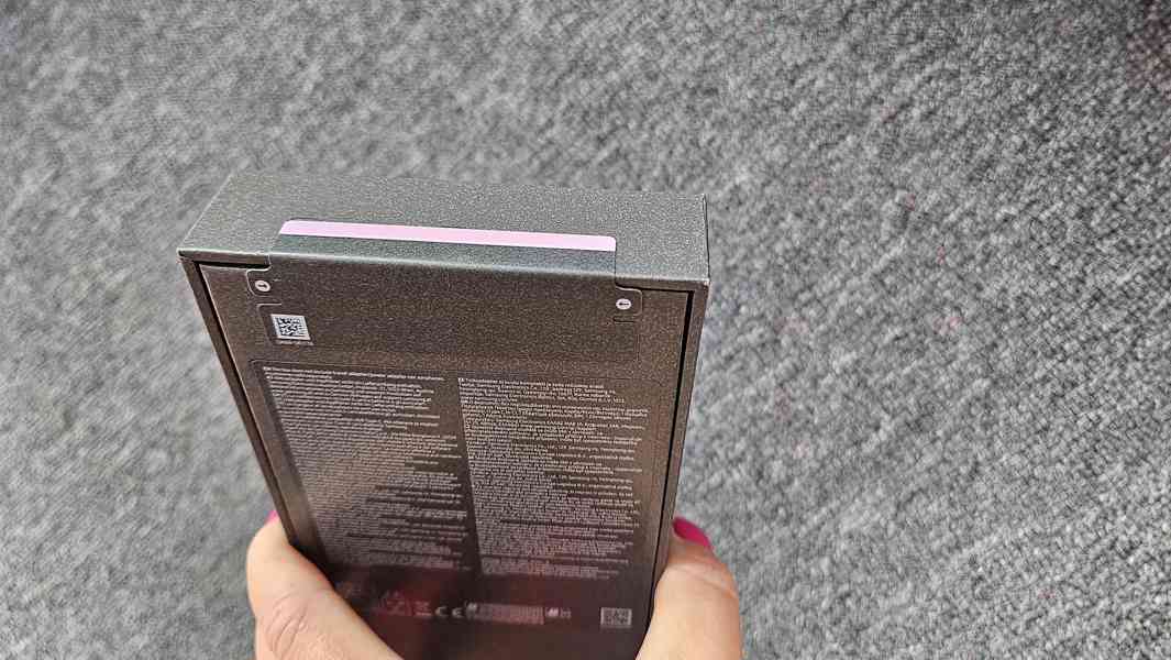 Samsung Z Flip8 nový - foto 5