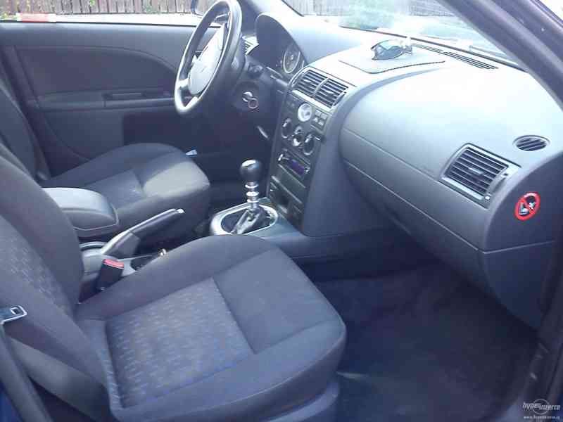 Ford Mondeo kombi 2.0 TDDi - foto 4