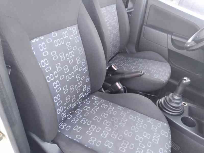 FORD FIESTA 1.3 8V - foto 12