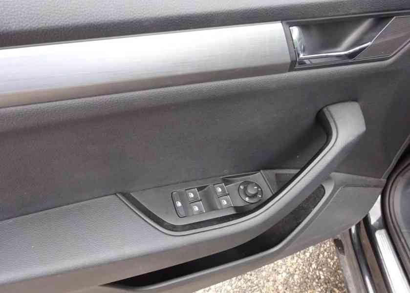 Škoda Superb 2.0 TDI Combi r.v.2016 (140 kw) - foto 6