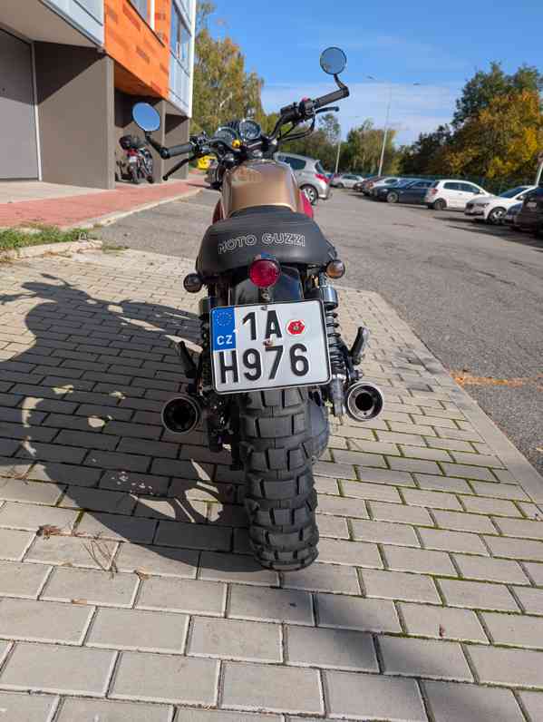 Moto Guzzi V7 II Stone - foto 3