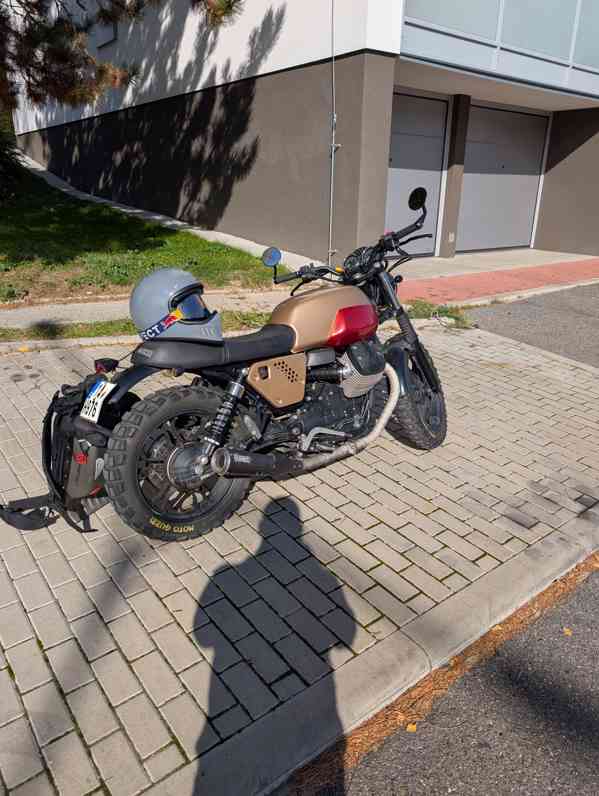 Moto Guzzi V7 II Stone - foto 4