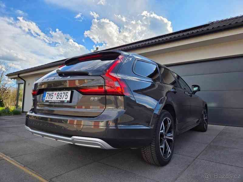 Volvo V90 najeto 122tis KM, plná výbava - foto 4