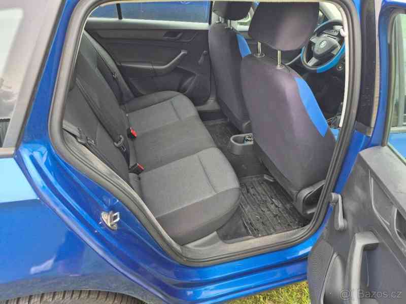 Škoda Rapid 1,2   TSI, 66 kW - foto 19