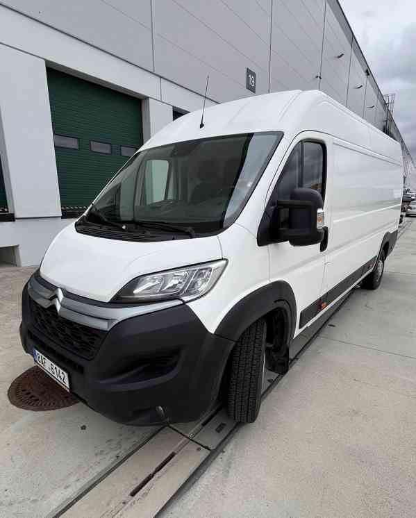 K zapůjčení dodávka Citroen Jumper L4H2