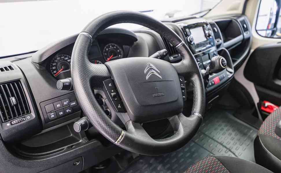 K zapůjčení dodávka Citroen Jumper L4H2 - foto 2