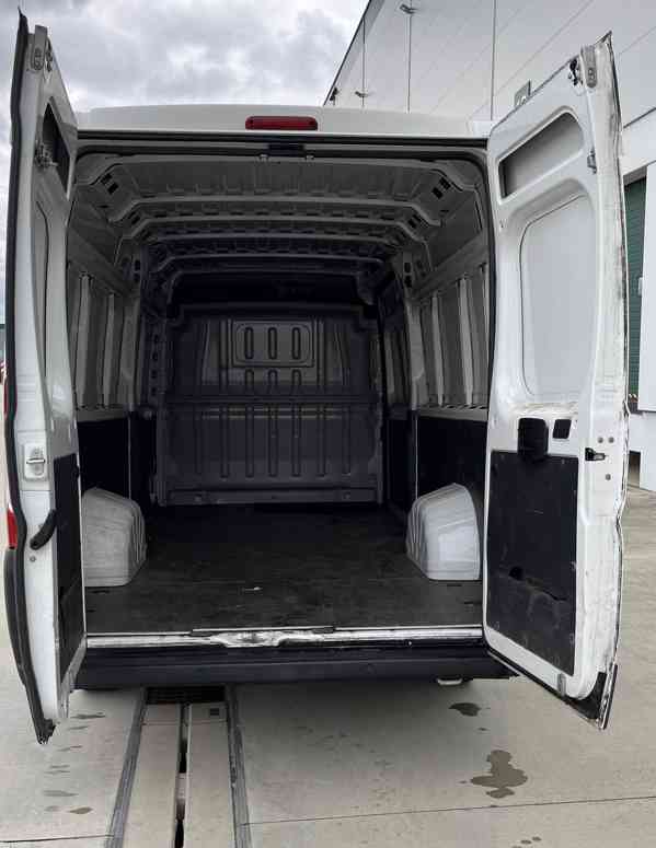 K zapůjčení dodávka Citroen Jumper L4H2 - foto 6