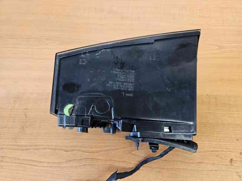 Peugeot 508 II (R8) zadní světlo - foto 3