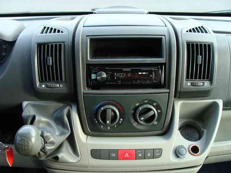 Fiat Ducato 6míst najeto 154257 servisní knížka - foto 16