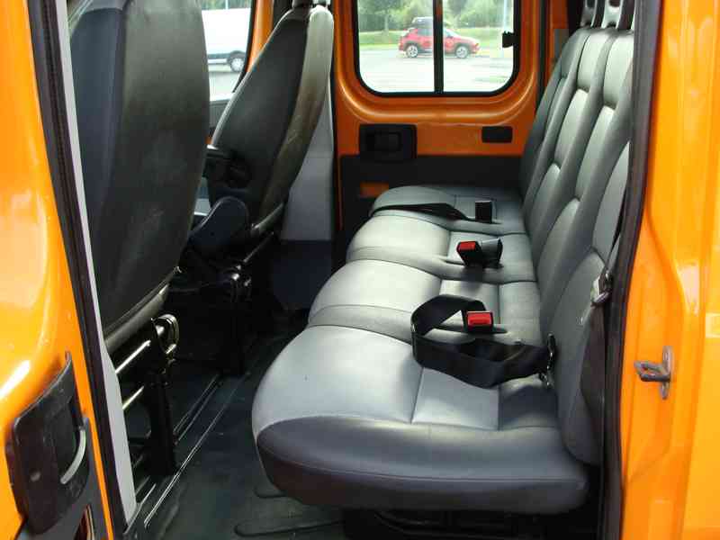 Fiat Ducato 6míst najeto 154257 servisní knížka - foto 11