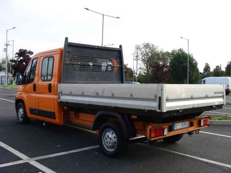 Fiat Ducato 6míst najeto 154257 servisní knížka - foto 4